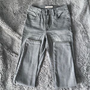 Levi’s high waster gray skinny jeans
